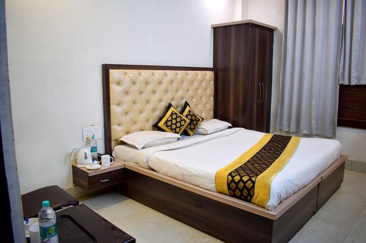 הרידוואר Hotel Grey Castle מראה חיצוני תמונה